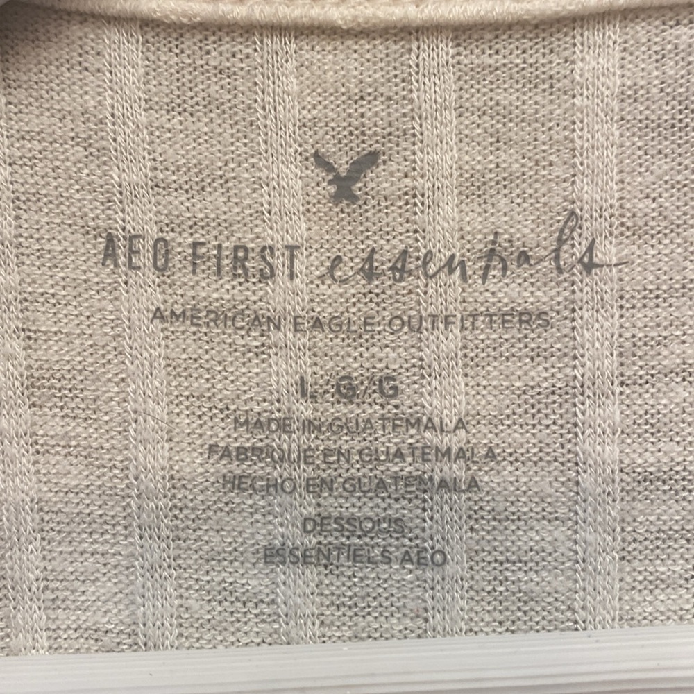 AEO First Essentials Tank - Picture 3 of 4